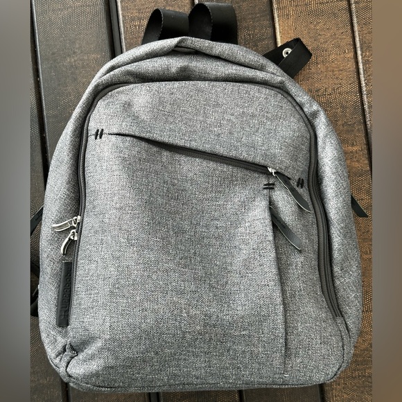 UPPABaby Diaper Changing Backpack - Picture 2 of 7